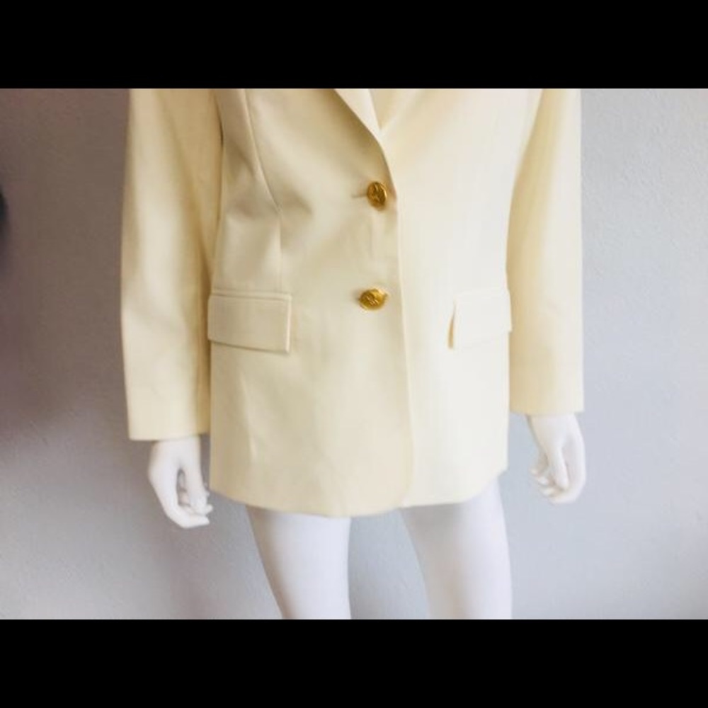 M&C Jacket - Picture 5 of 7